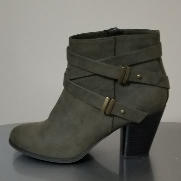 Charlotte Russe Shoes - Charlotte Russe Dark Green Ankle Heel Booties